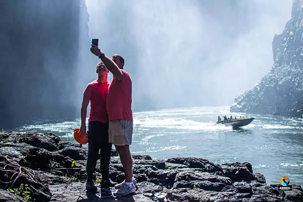 ultimate-guided-tour-victoria-falls-9